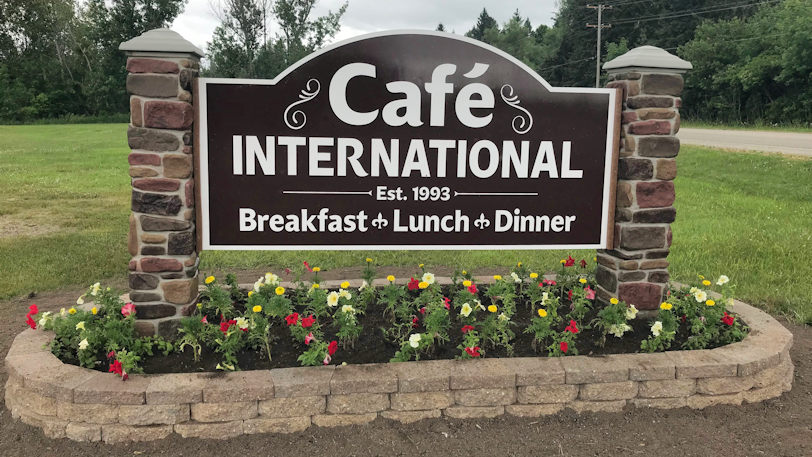 Custom sales outdoor signs