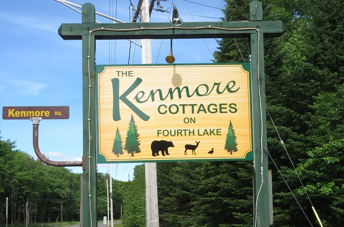 Kenmore Cottages Outdoor Business Sign